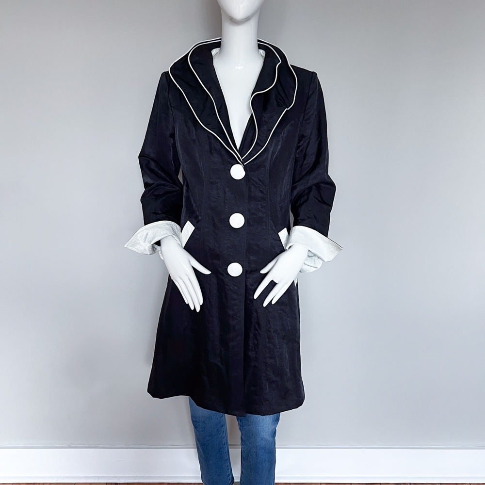 NEW Song & Sung Satin Black Elegant Evening Dress Light Princess Coat White 8